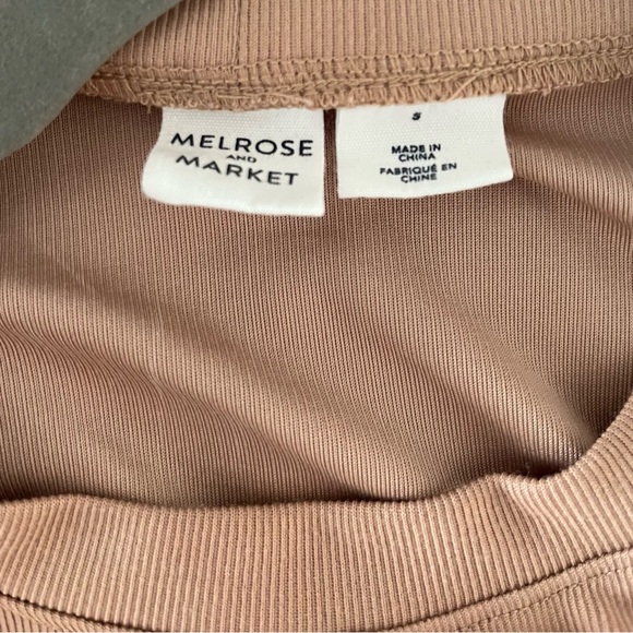 Melrose and Market Puff Sleeve Top - Picture 3 of 3